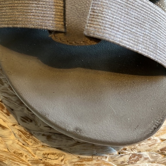 Sandals - Picture 4 of 8